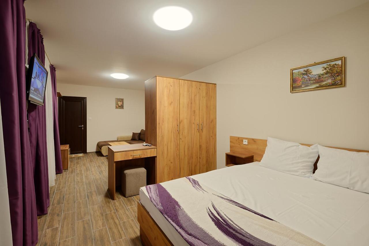 Комплекс Колонада Hotell Khisaria Eksteriør bilde