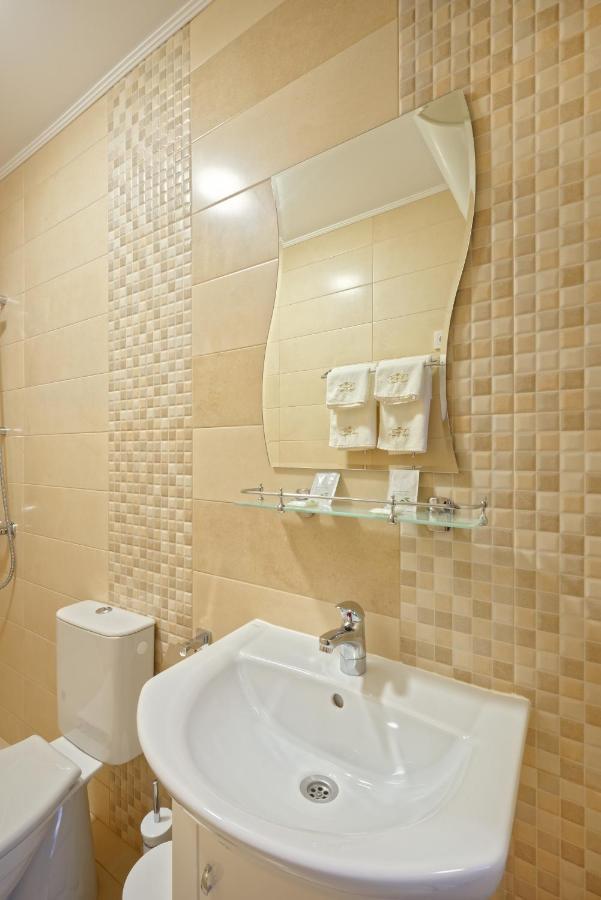 Комплекс Колонада Hotell Khisaria Eksteriør bilde