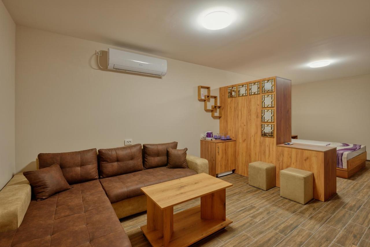 Комплекс Колонада Hotell Khisaria Eksteriør bilde